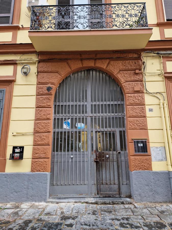 Ferienwohnung Da Don Antonio Neapel Exterior foto